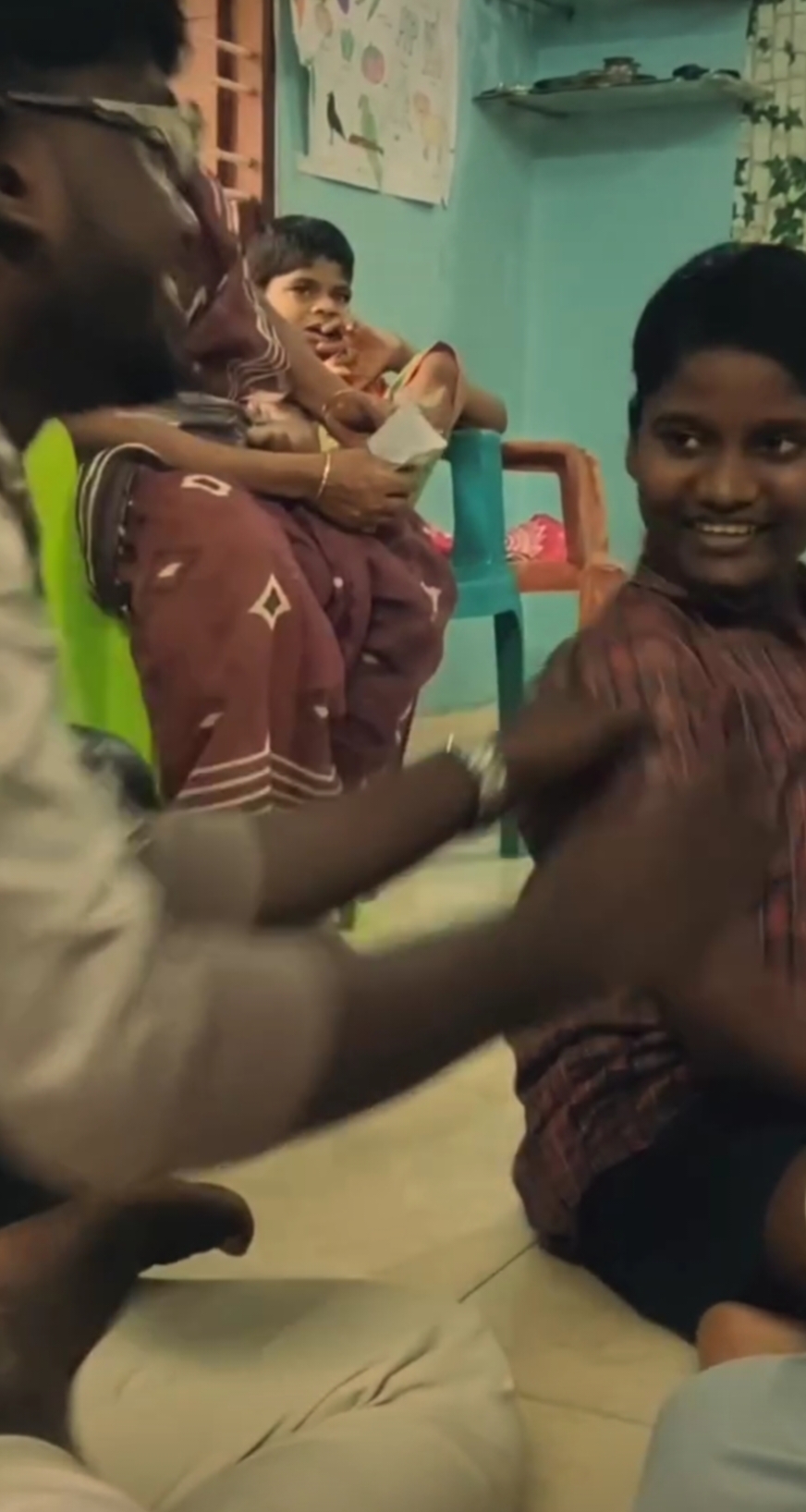 SIRIPPIN DEEPAM - Image 5